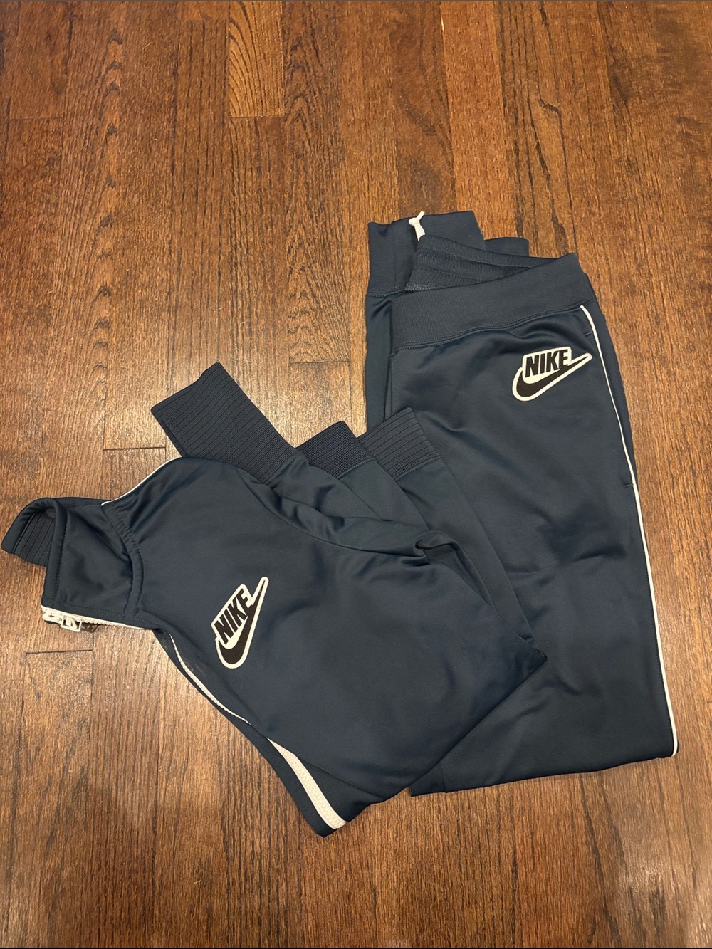 Nike tracksuit set
